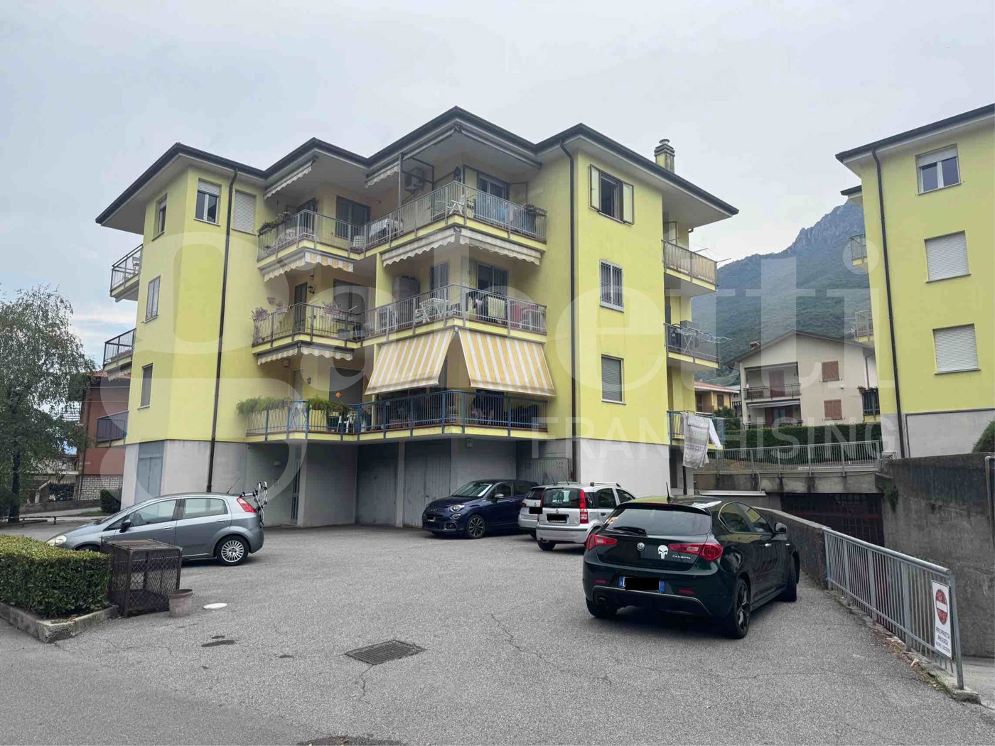 Quadrilocale arredato in affitto a Abbadia Lariana