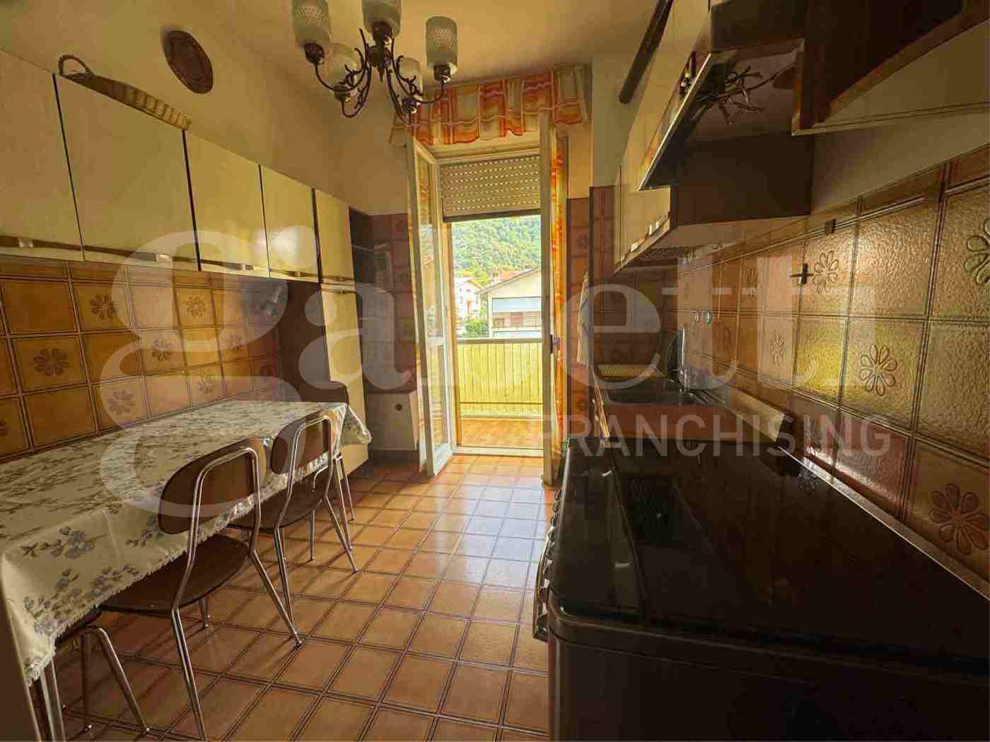 Quadrilocale arredato in affitto a Abbadia Lariana