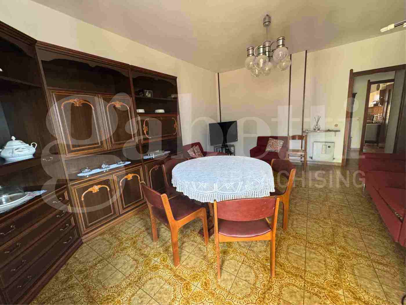 Quadrilocale arredato in affitto a Abbadia Lariana