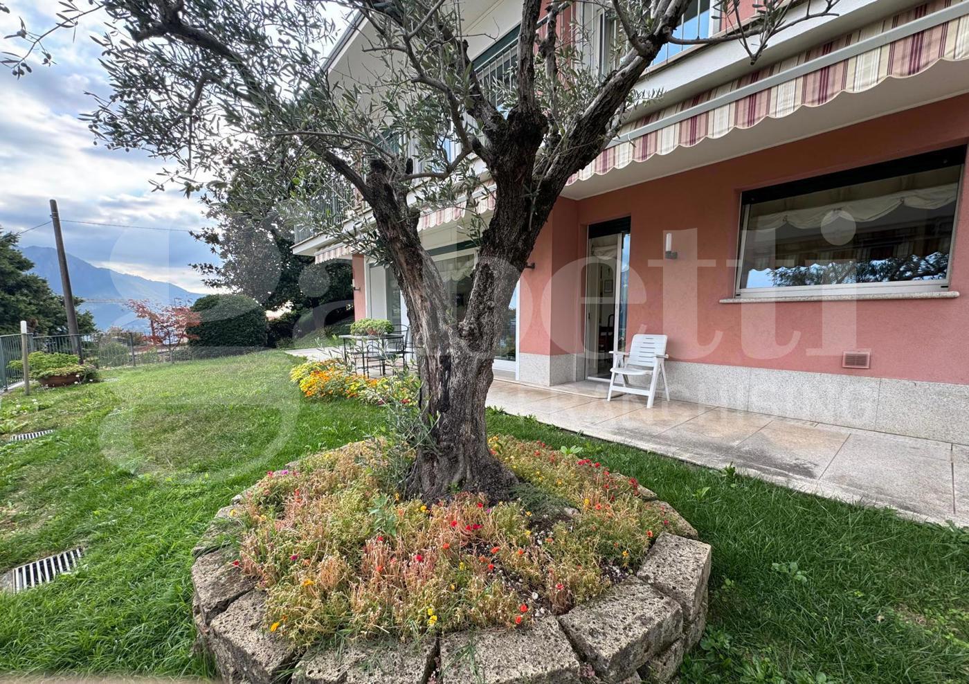 Villa con giardino a Lecco