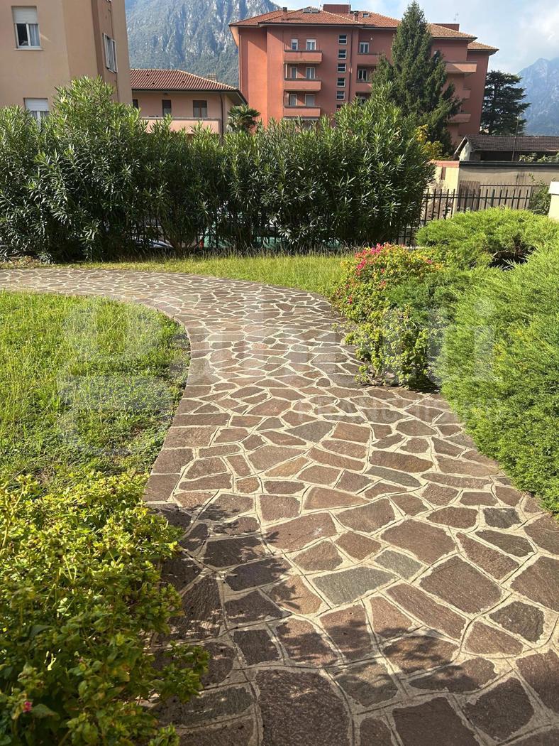 Quadrilocale in vendita a Lecco