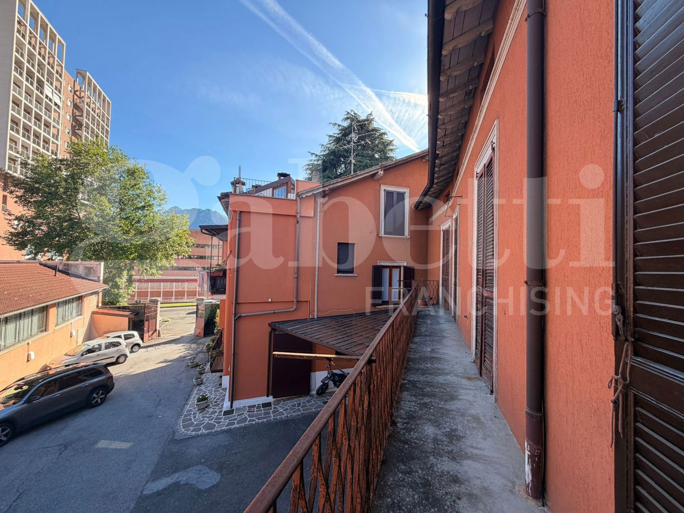 Quadrilocale da ristrutturare a Lecco