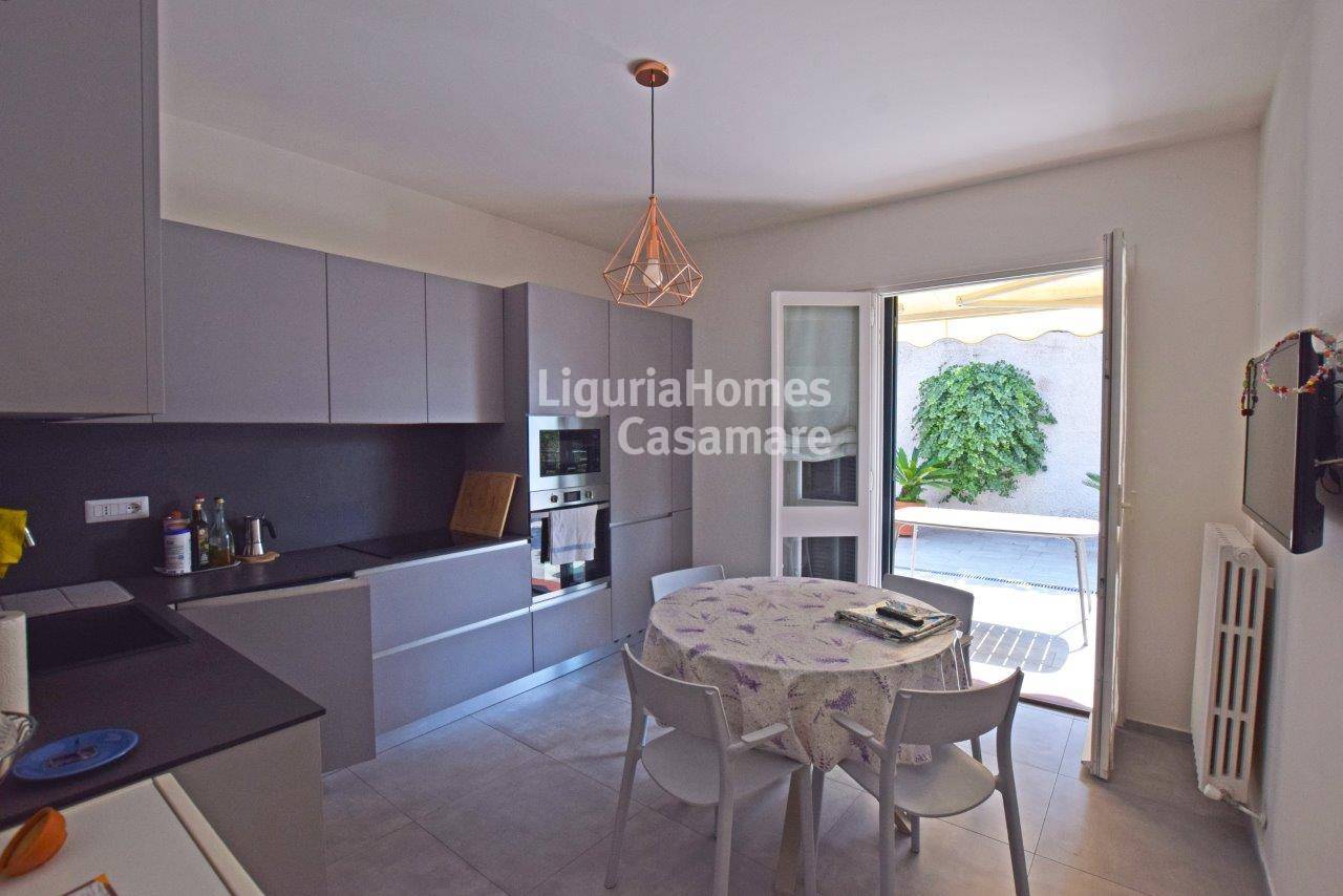 Villa in vendita a Ospedaletti