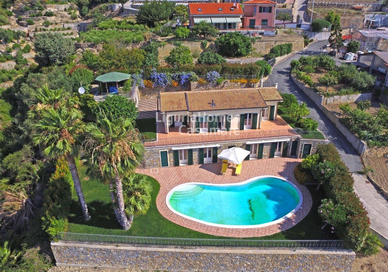 Villa in vendita a Ospedaletti