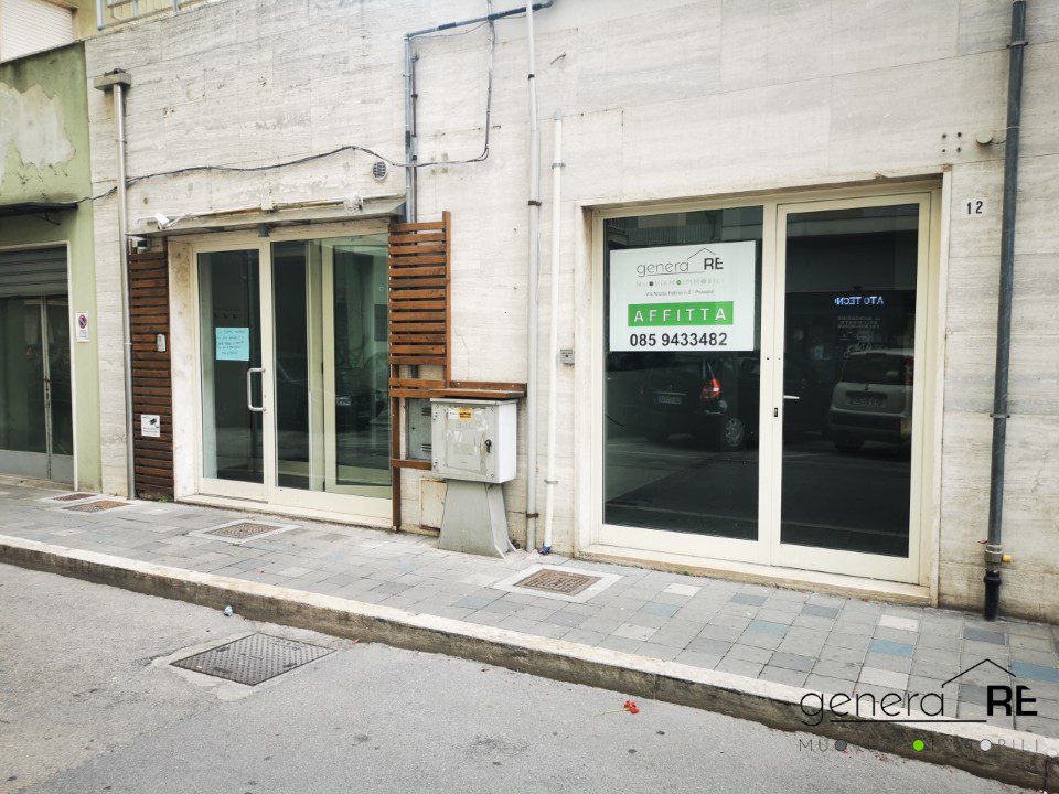 Locale commerciale in affitto a Pescara