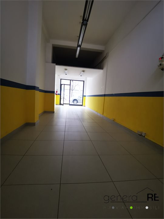 Locale commerciale in vendita a Pescara