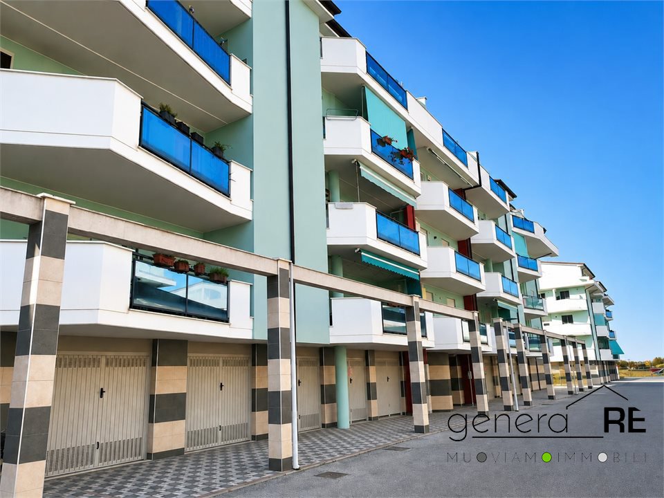 Quadrilocale in vendita a Citt� Sant'Angelo