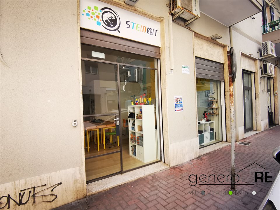 Locale commerciale in affitto a Pescara