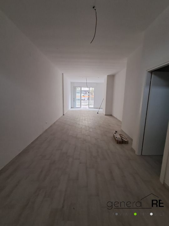 Locale commerciale in affitto a Pescara
