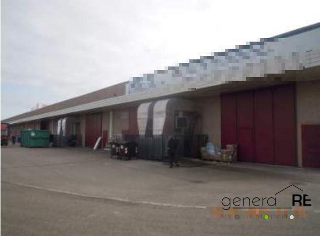Capannone in vendita a Citt� Sant'Angelo