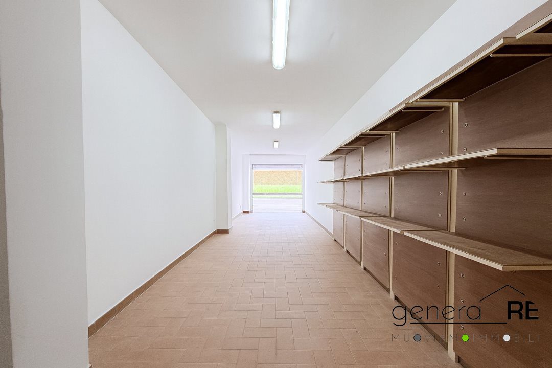 Box/Garage 48mq in vendita a Pescara