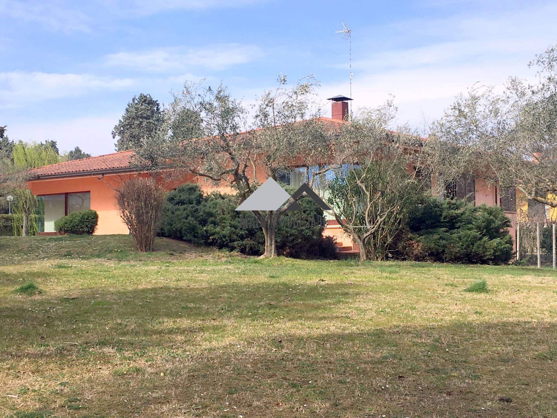 Villa in vendita a Misano Adriatico, MISANO CAMILLUCCIA