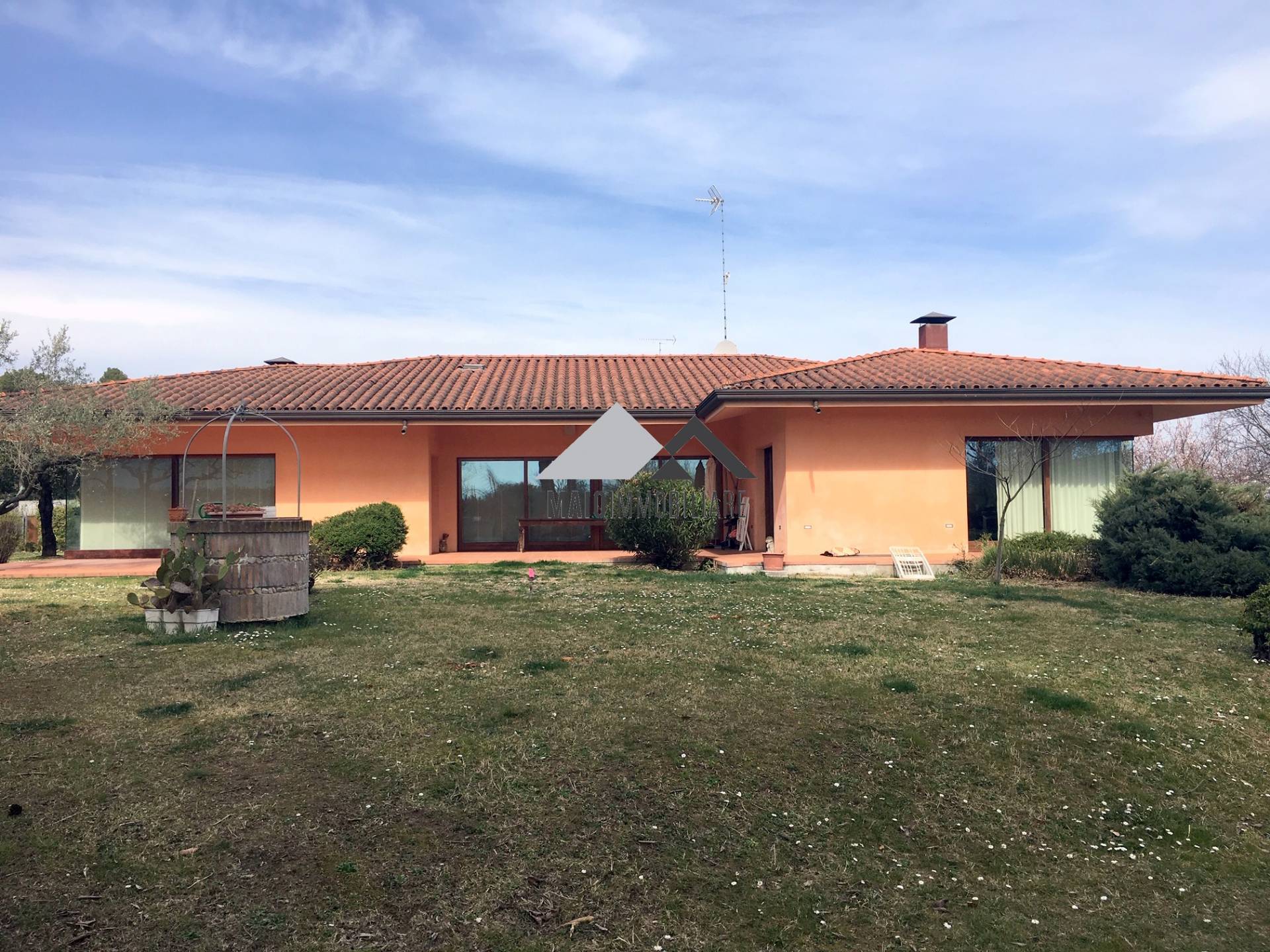 Villa in vendita a Misano Adriatico, MISANO CAMILLUCCIA