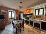 Fivizzano: Casa indipendente 5 Locali o piÃ¹ in Vendita