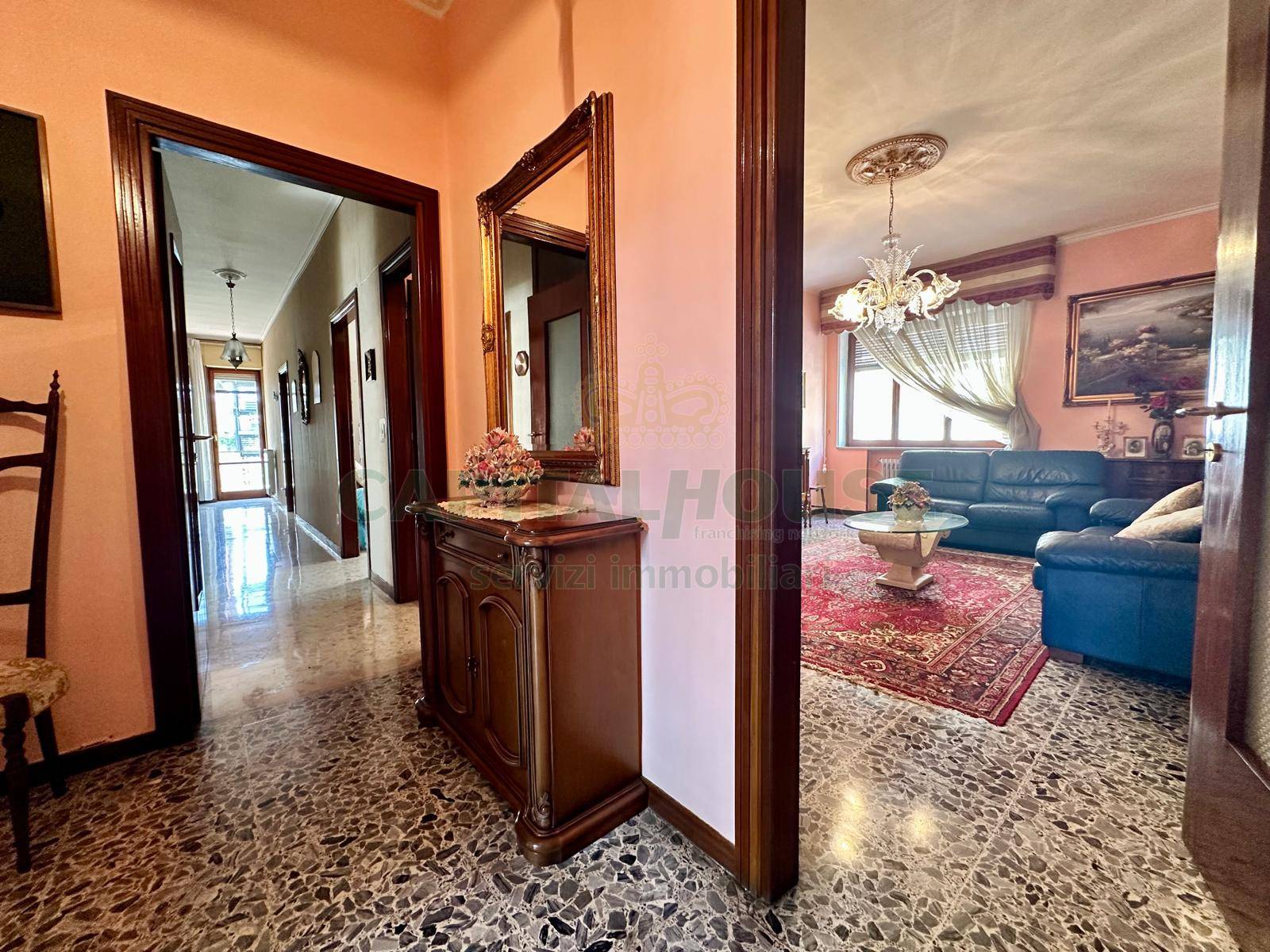 Appartamento in vendita a Avellino, Centro