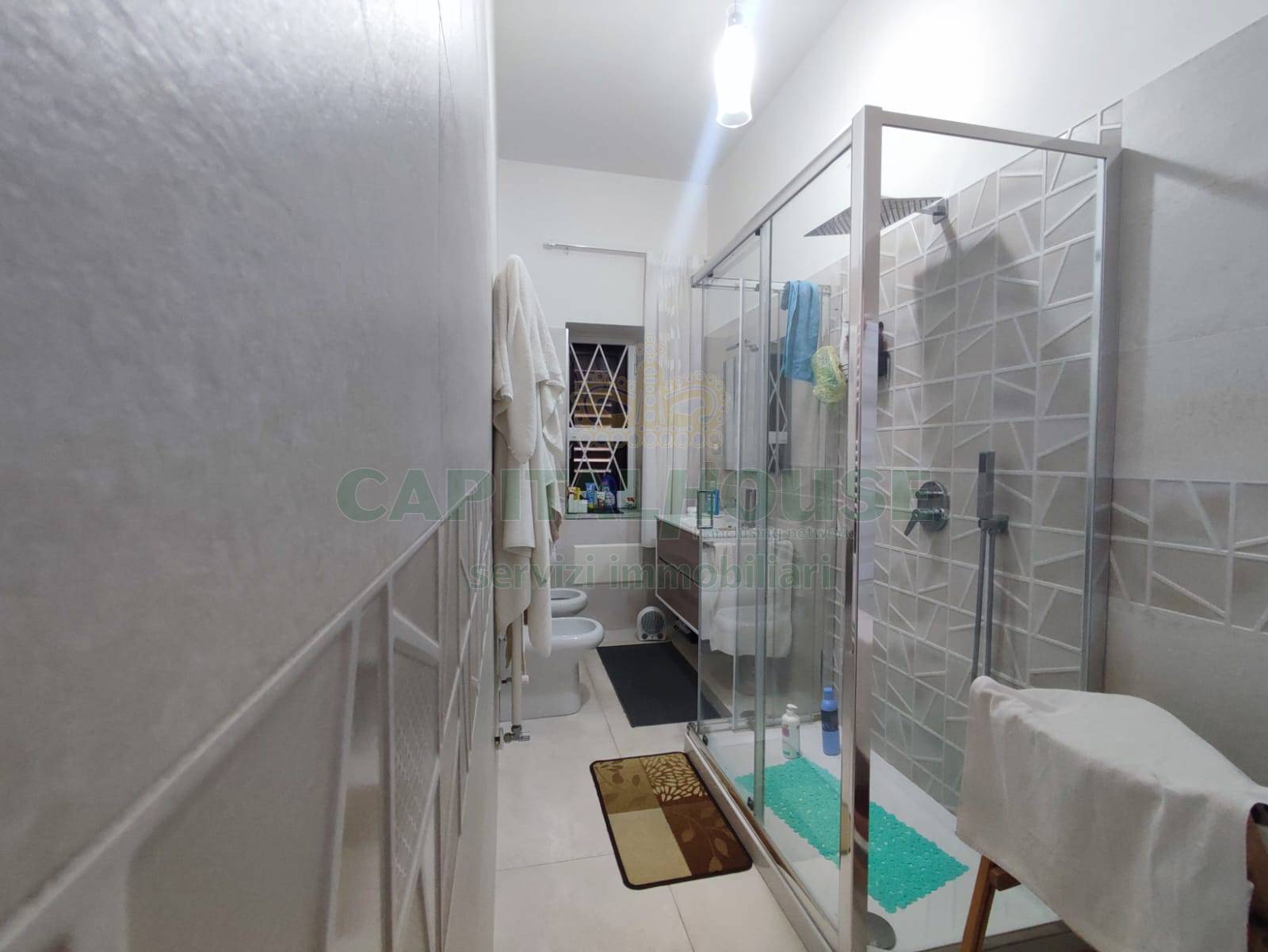 Appartamento in vendita a Avellino, Centro