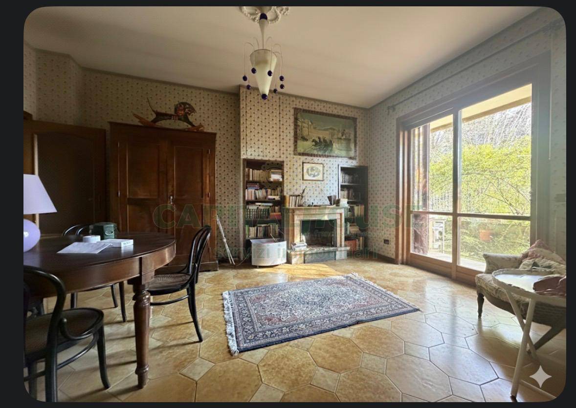 Appartamento in vendita a Avellino, Centro