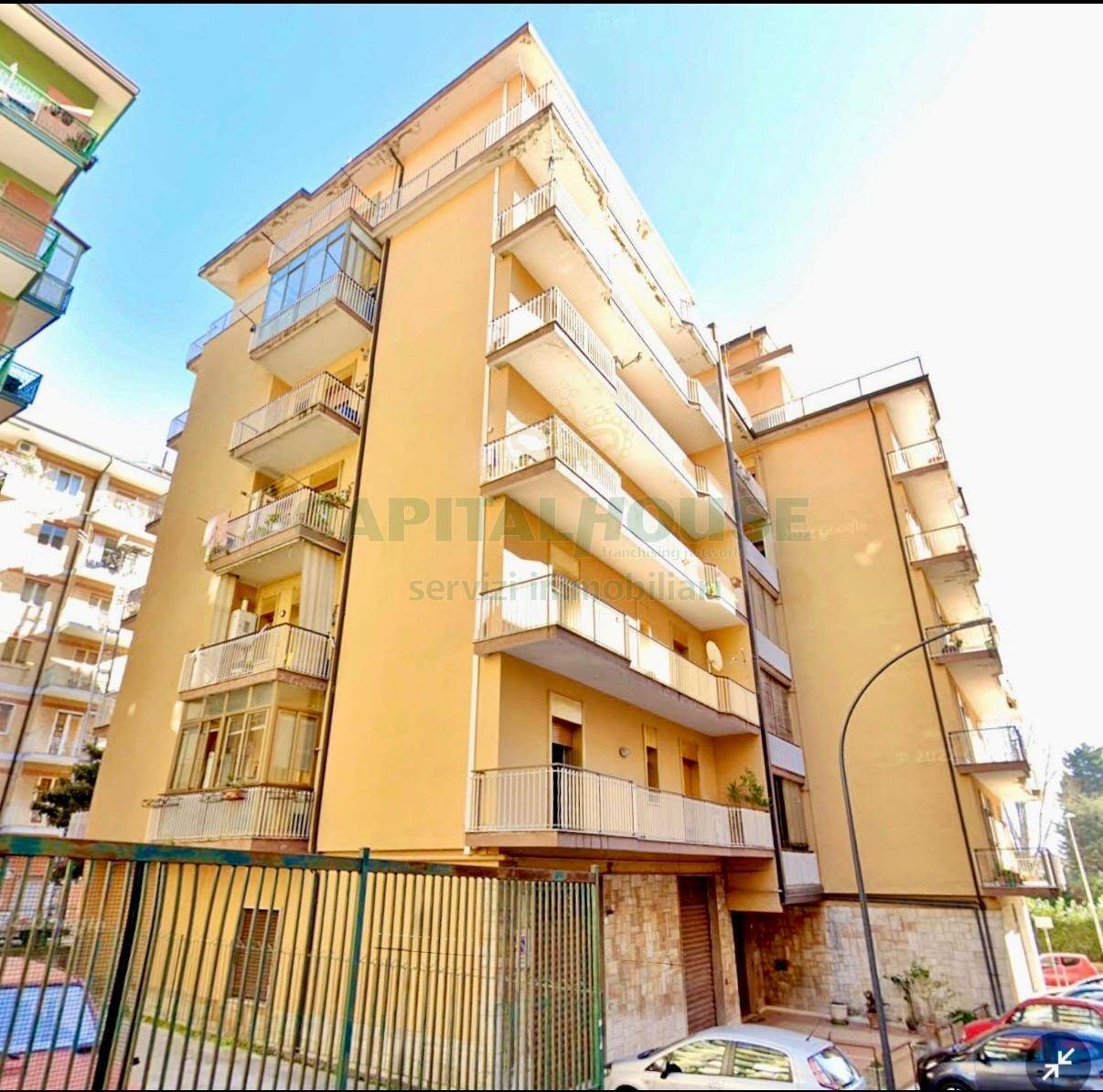 Appartamento in vendita a Avellino, Centro