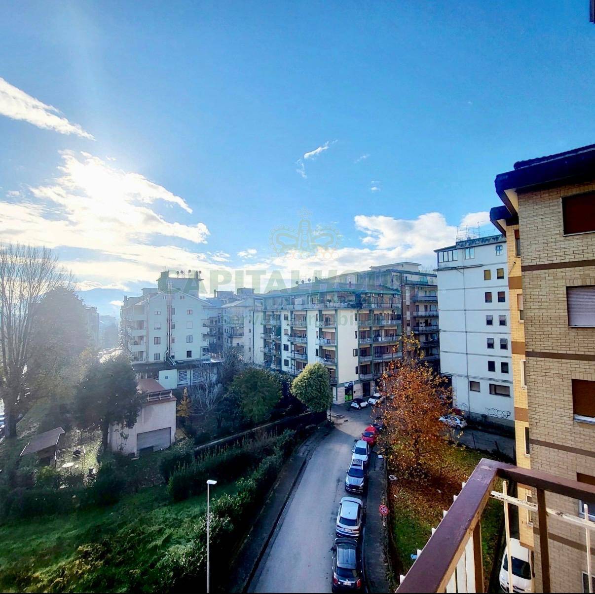 Appartamento in vendita a Avellino, Centro