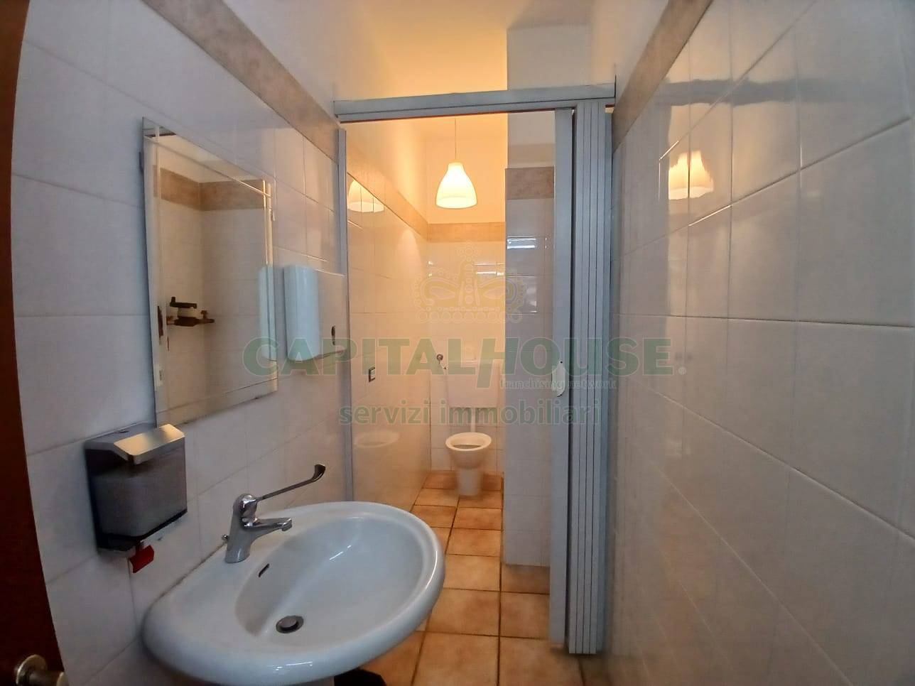 Attivit commerciale in vendita a Avellino, Centro