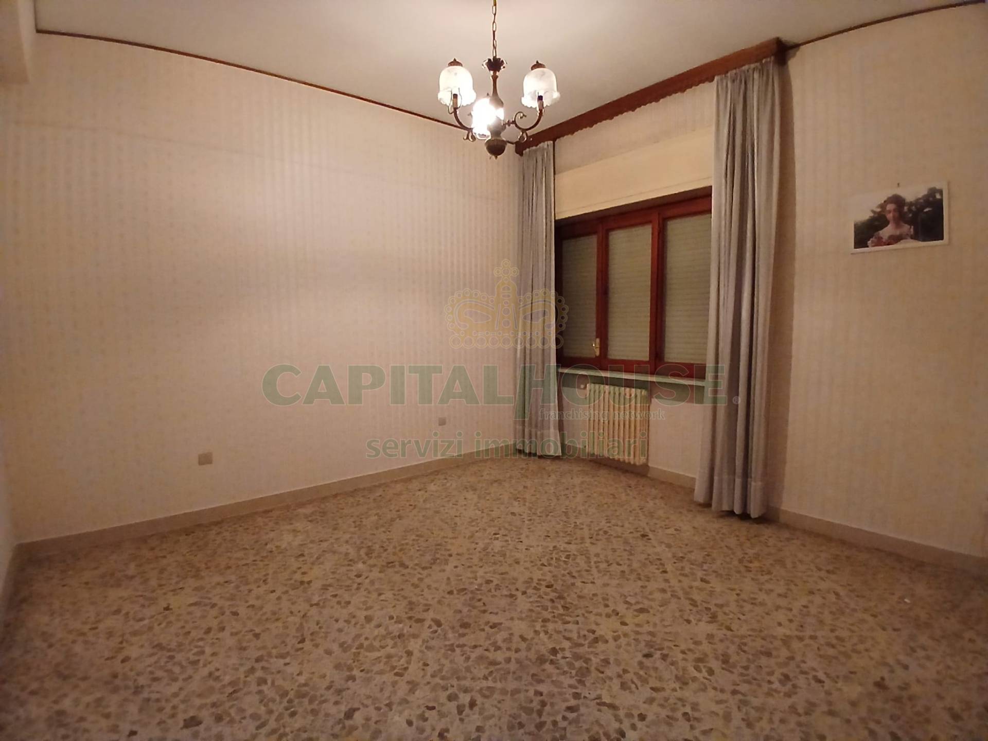 Appartamento in vendita a Avellino, Centro