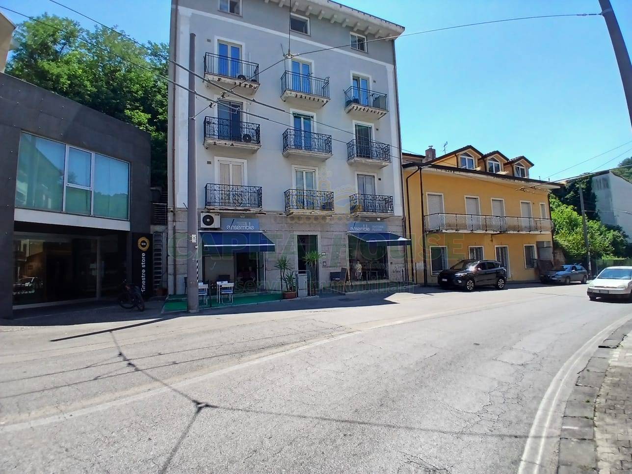 Attivit commerciale in vendita a Avellino, Centro