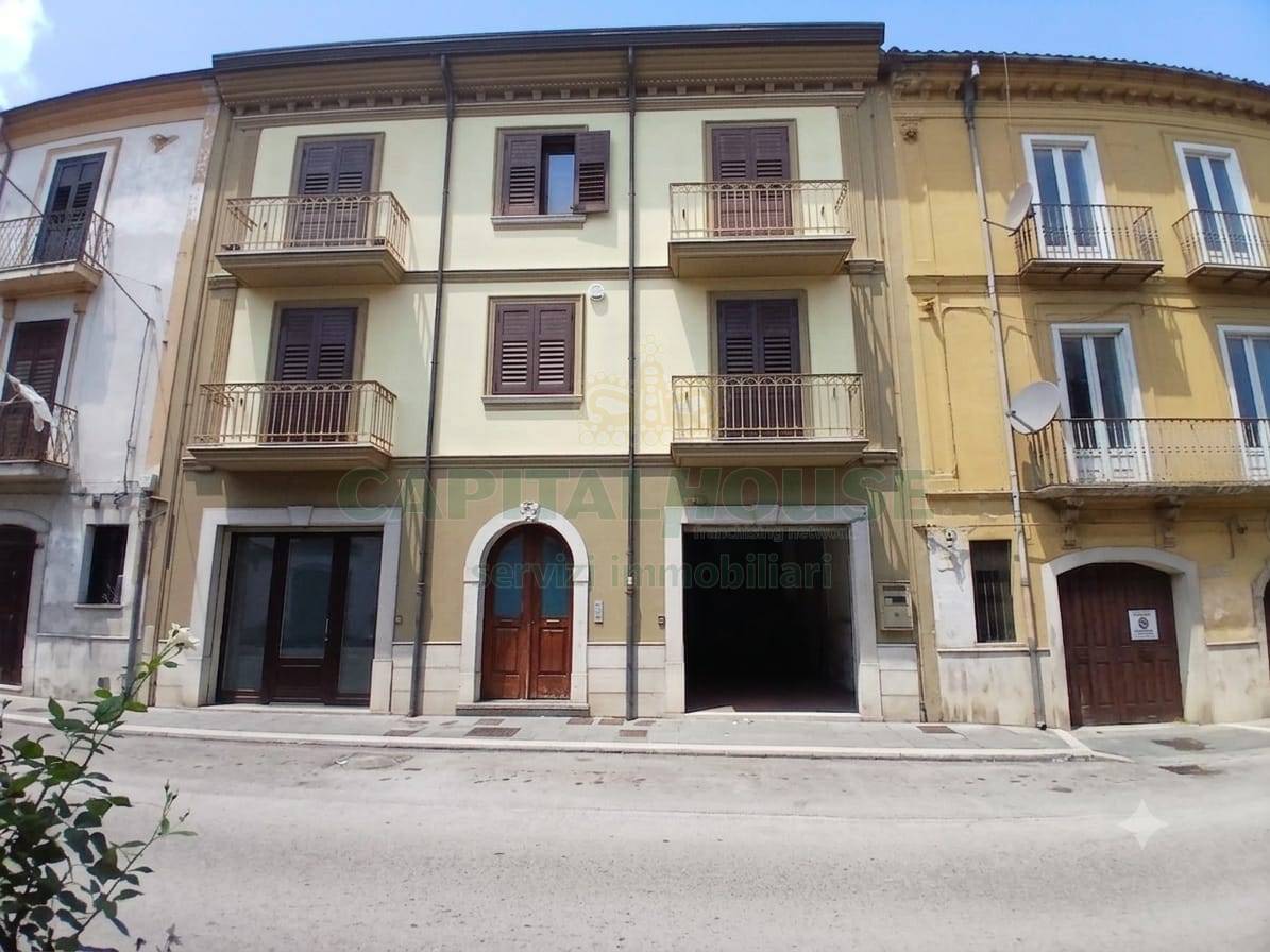 Commerciale in affitto a Avellino, Bellizzi Irpino
