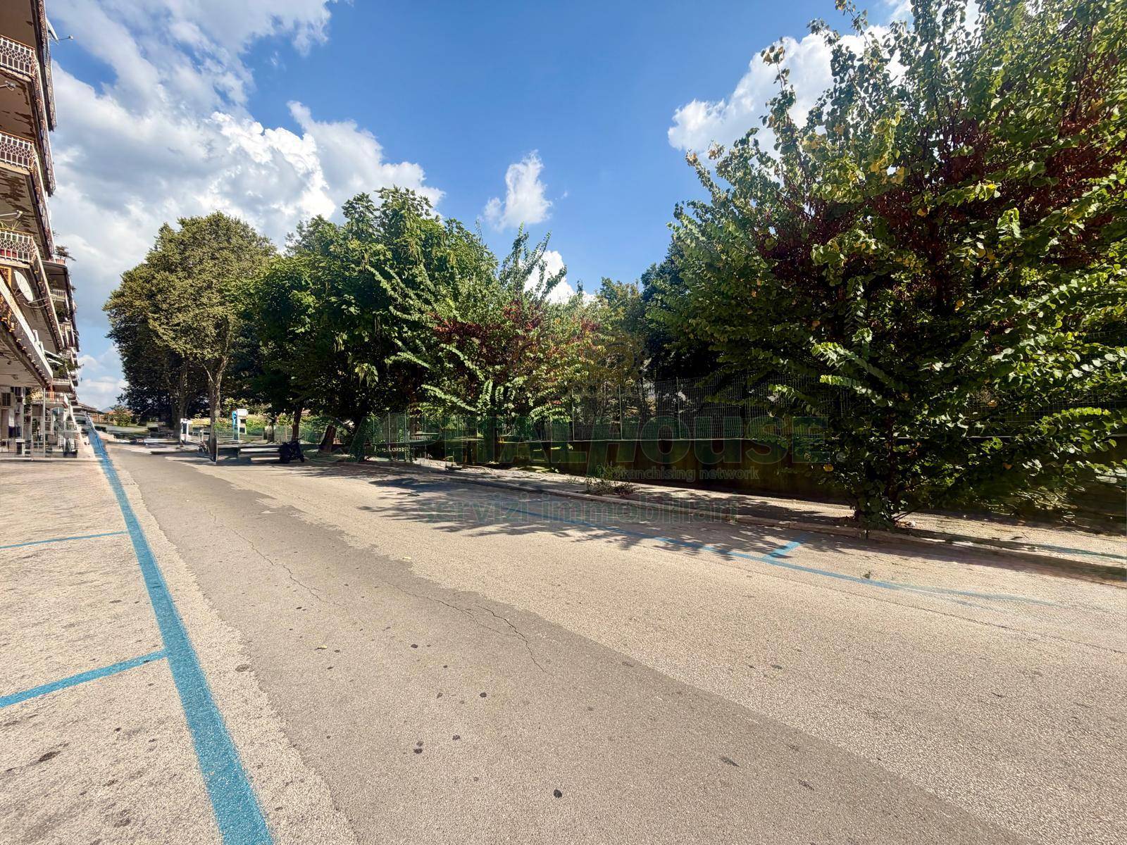 Attivit commerciale in vendita a Avellino, Centro
