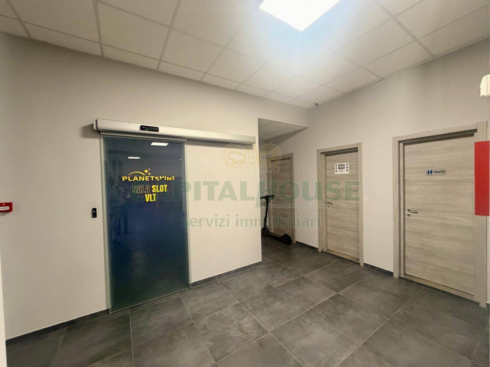 Attivit commerciale in vendita a Avellino, Centro