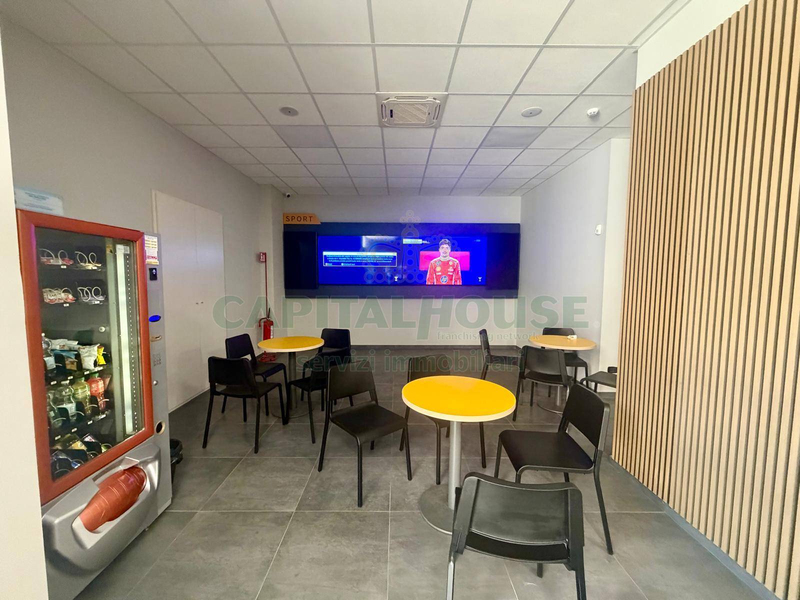 Attivit commerciale in vendita a Avellino, Centro