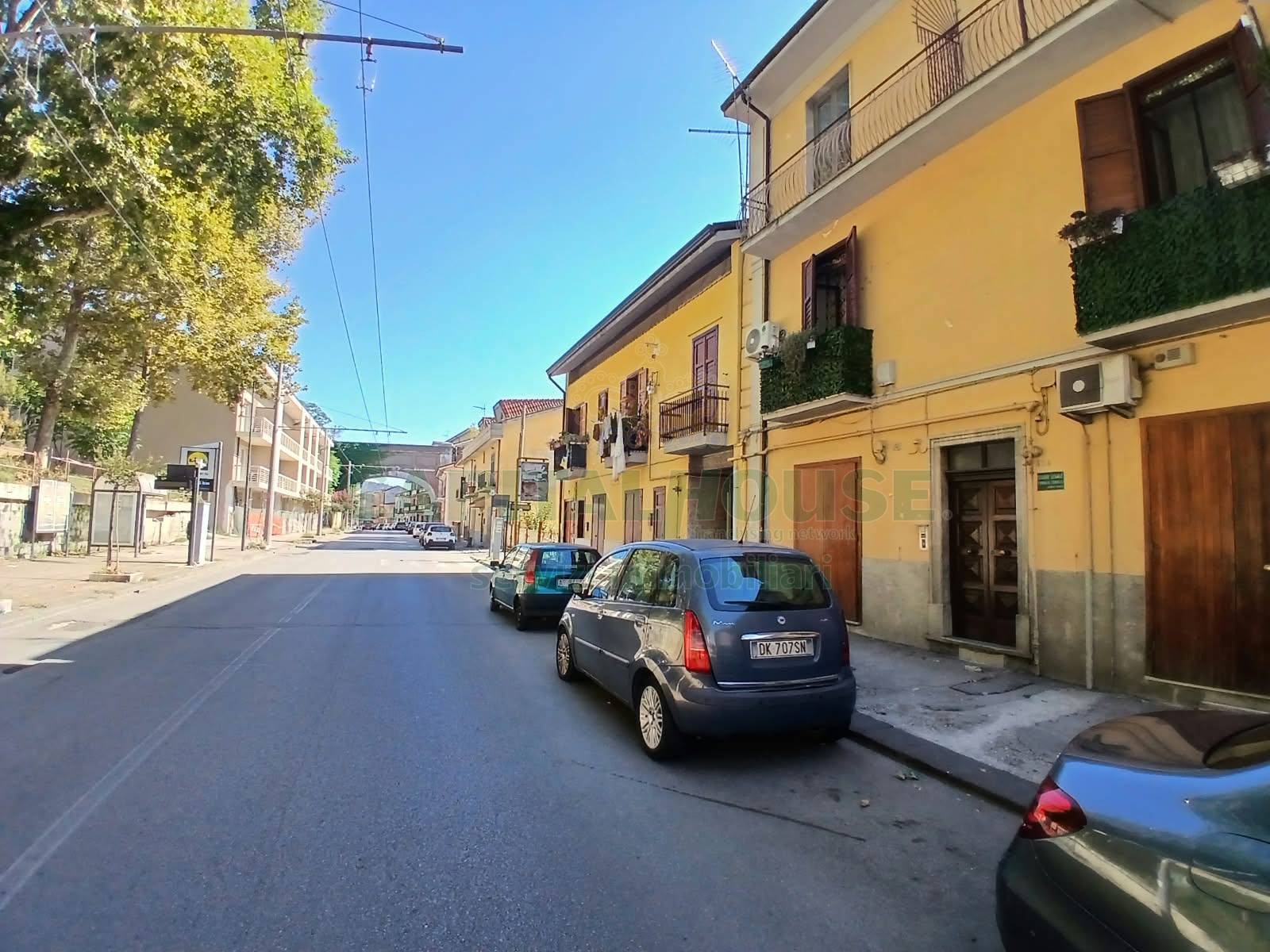 Appartamento in vendita a Avellino, Centro