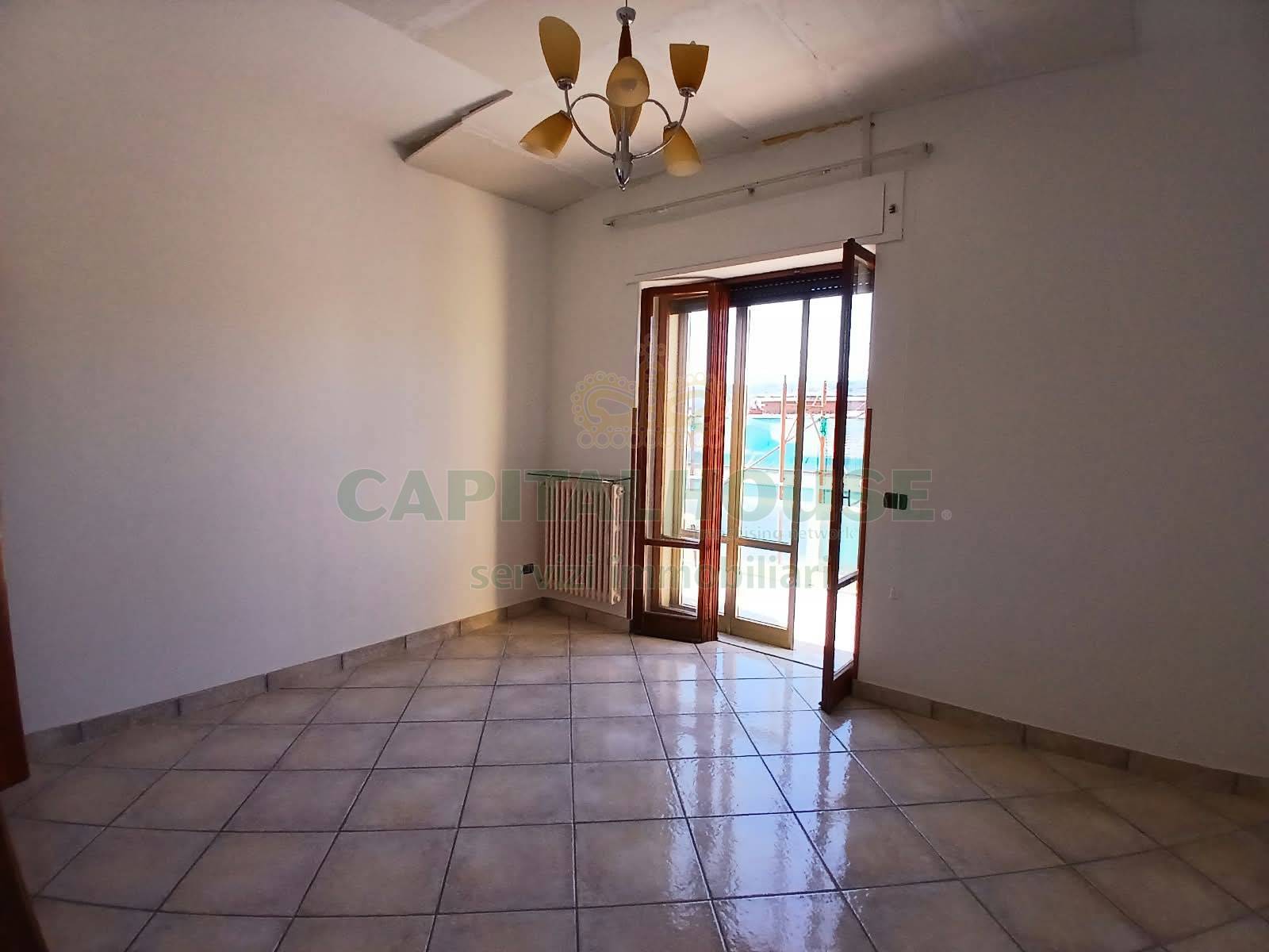 Appartamento in vendita a Avellino, Centro