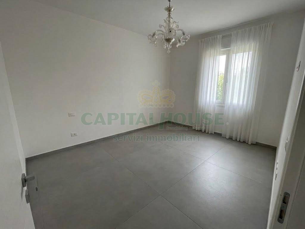 Appartamento in vendita a Avellino, Via Carducci