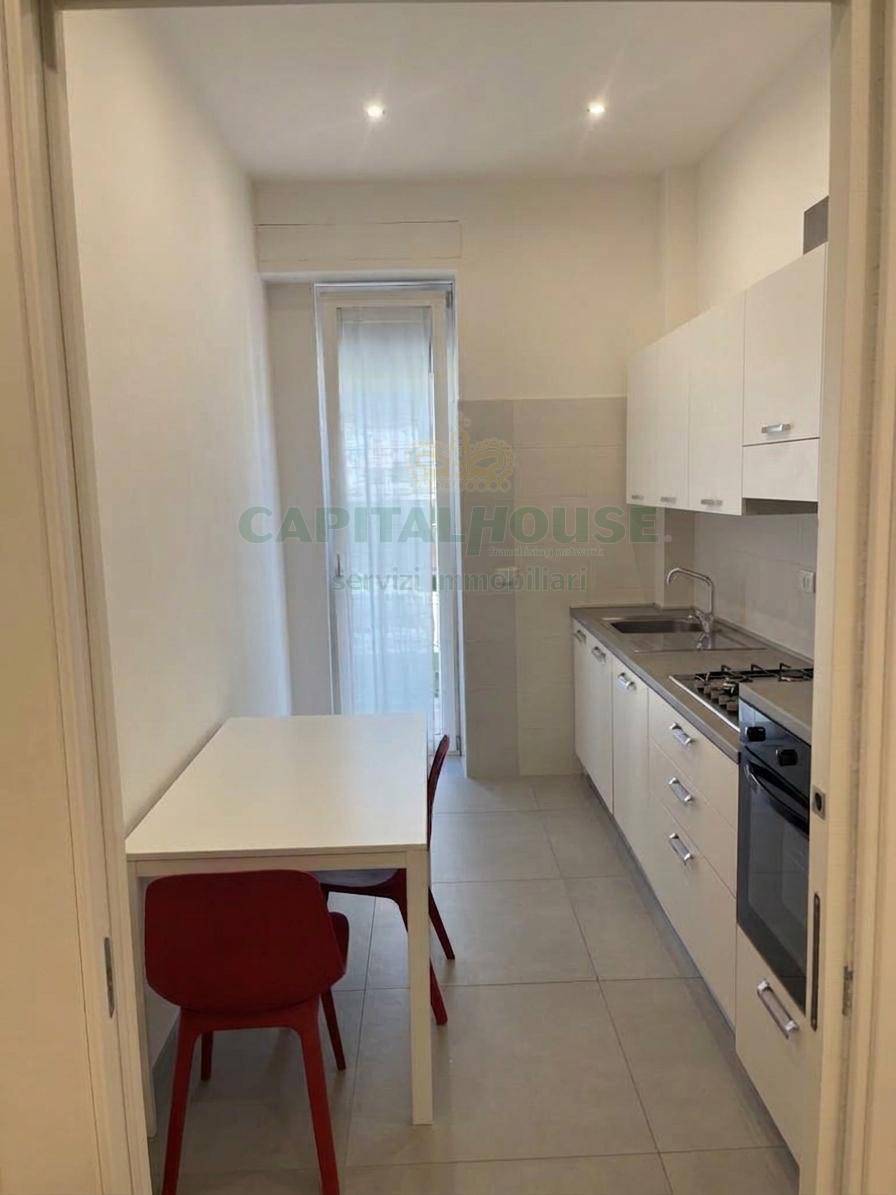 Appartamento in vendita a Avellino, Via Carducci