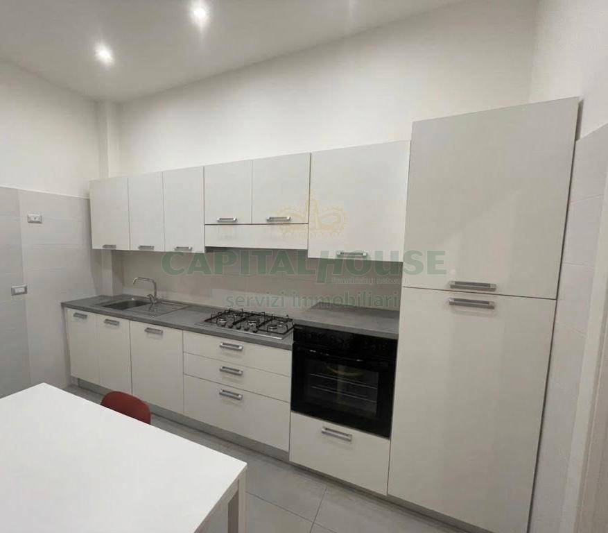Appartamento in vendita a Avellino, Via Carducci