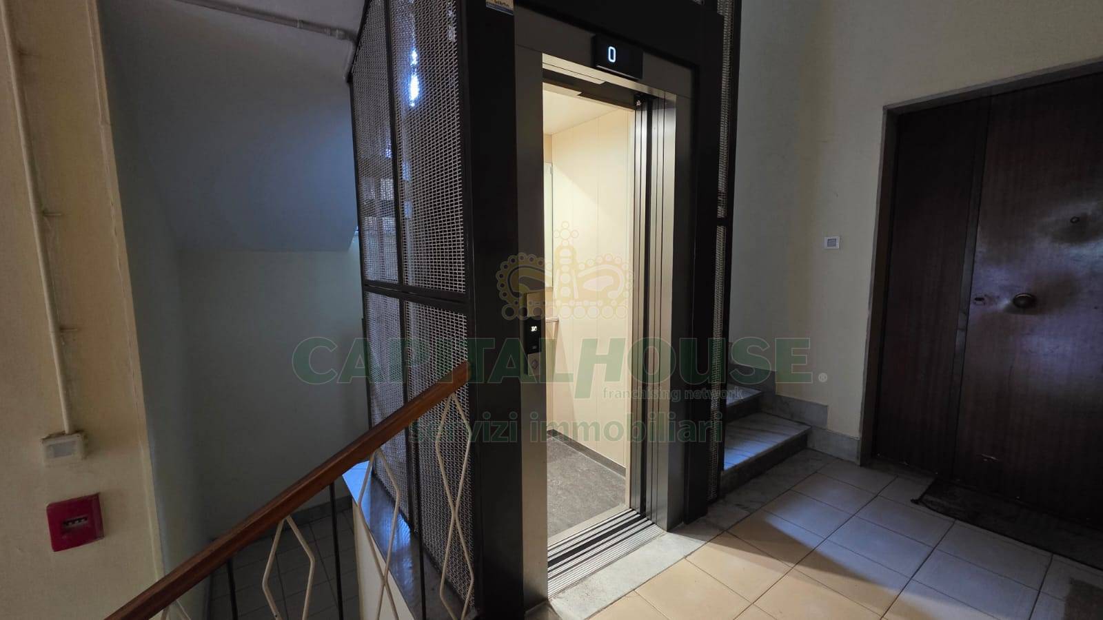 Appartamento in vendita a Avellino, Via Carducci