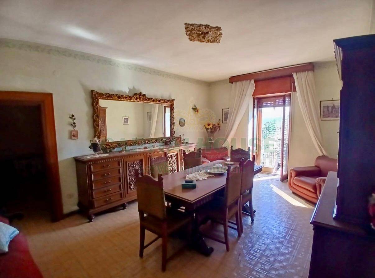 Stabile in vendita a Avellino, Picarelli