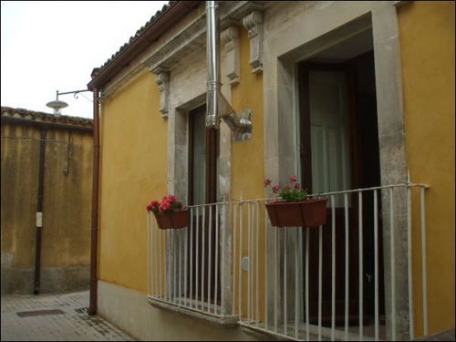 Appartamento bilocale in vendita a Palazzolo Acreide in ronco temistocle - 01