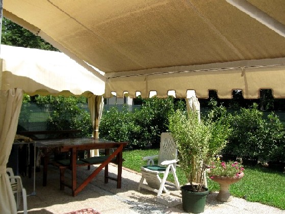 Verona appartamento con giardino