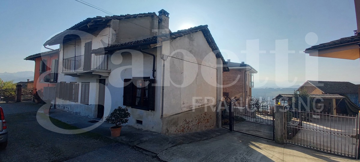 Casa indipendente con giardino a Roddi