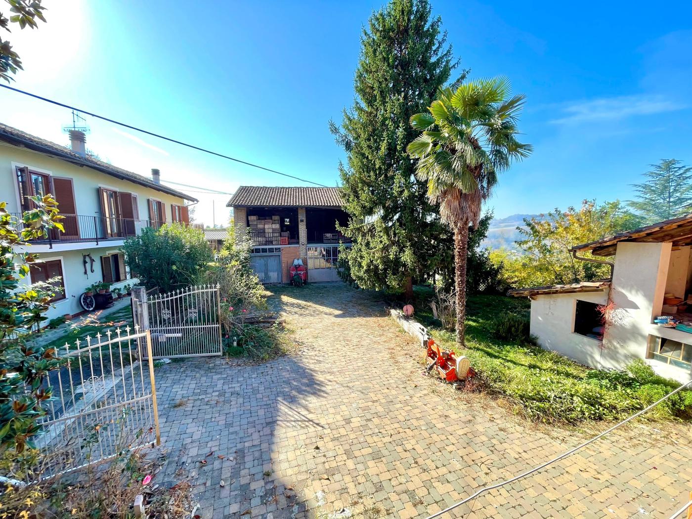 Appartamento con giardino a Guarene