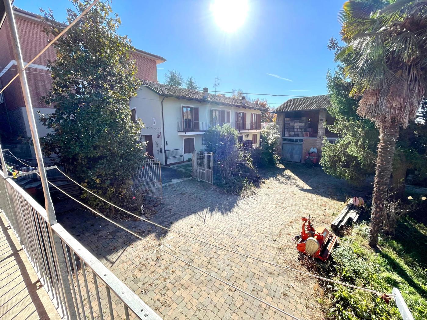 Appartamento con giardino a Guarene