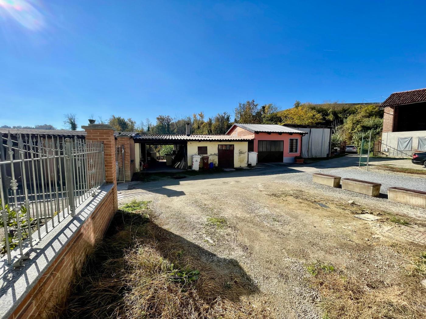 Casa indipendente in vendita a Canale