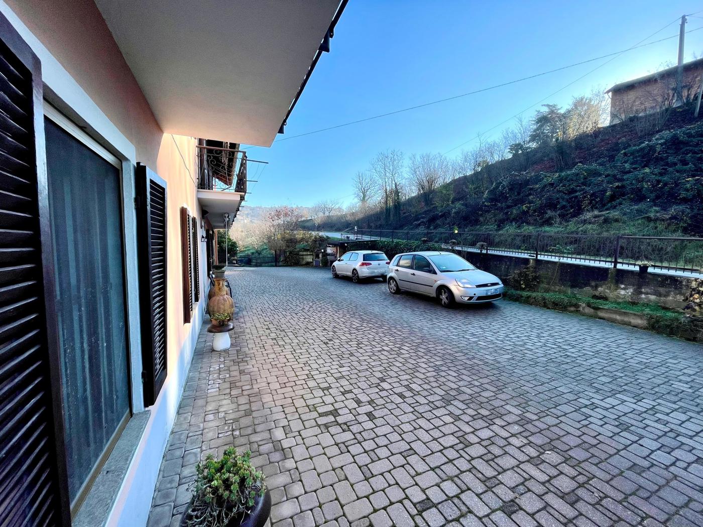 Casa indipendente con giardino a Diano d'Alba