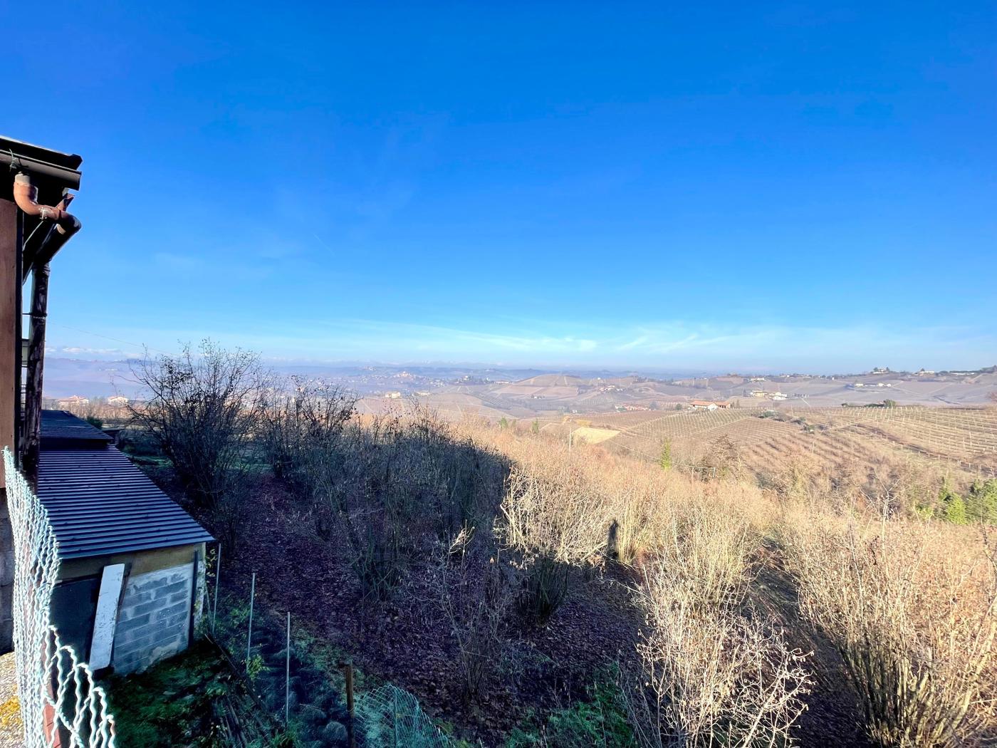 Casa indipendente con giardino a Diano d'Alba