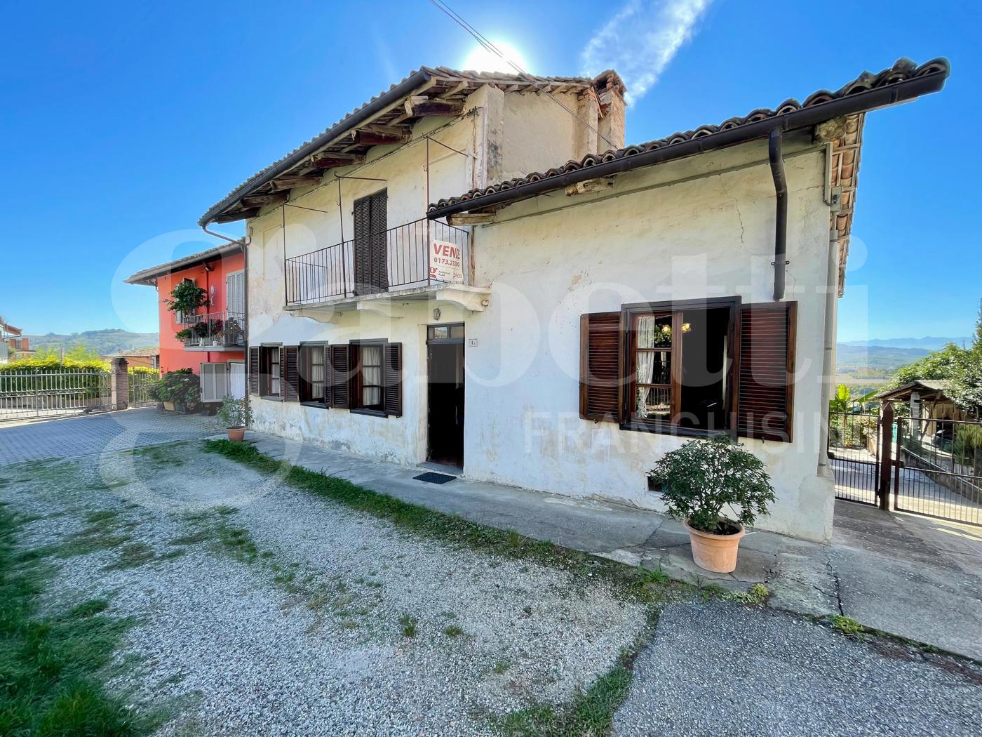 Casa indipendente con giardino a Roddi