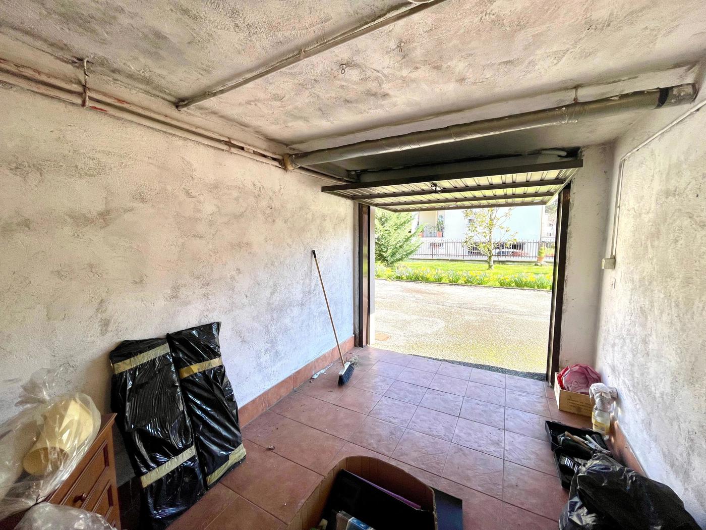 Box/Garage 11mq in vendita a Alba