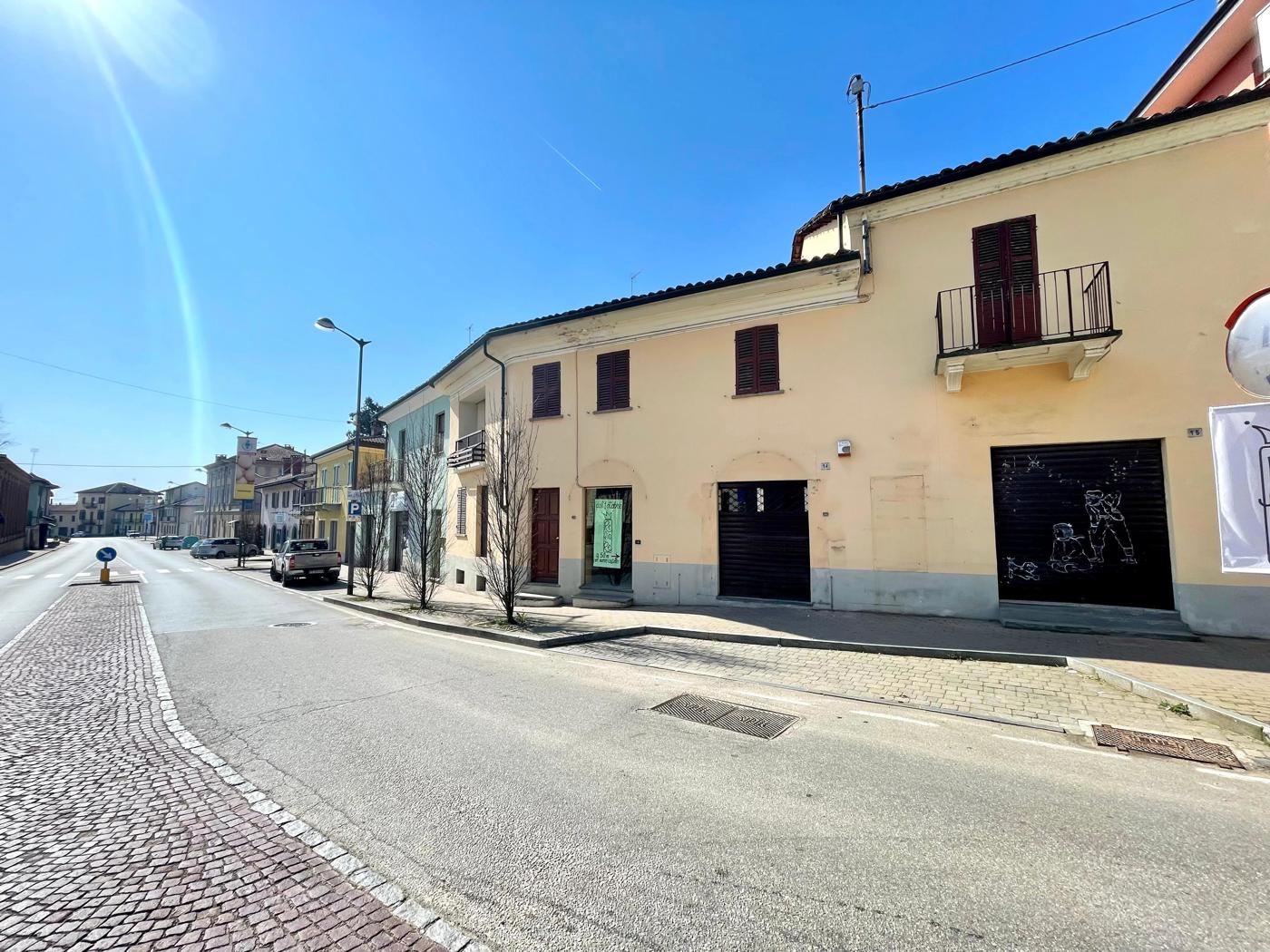 Casa indipendente con giardino a Ceresole Alba