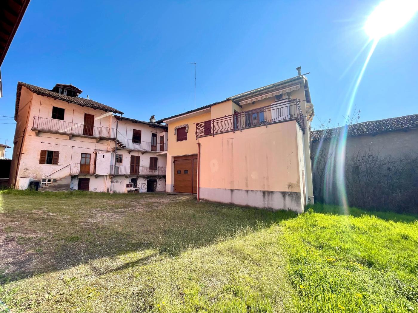Casa indipendente con giardino a Ceresole Alba