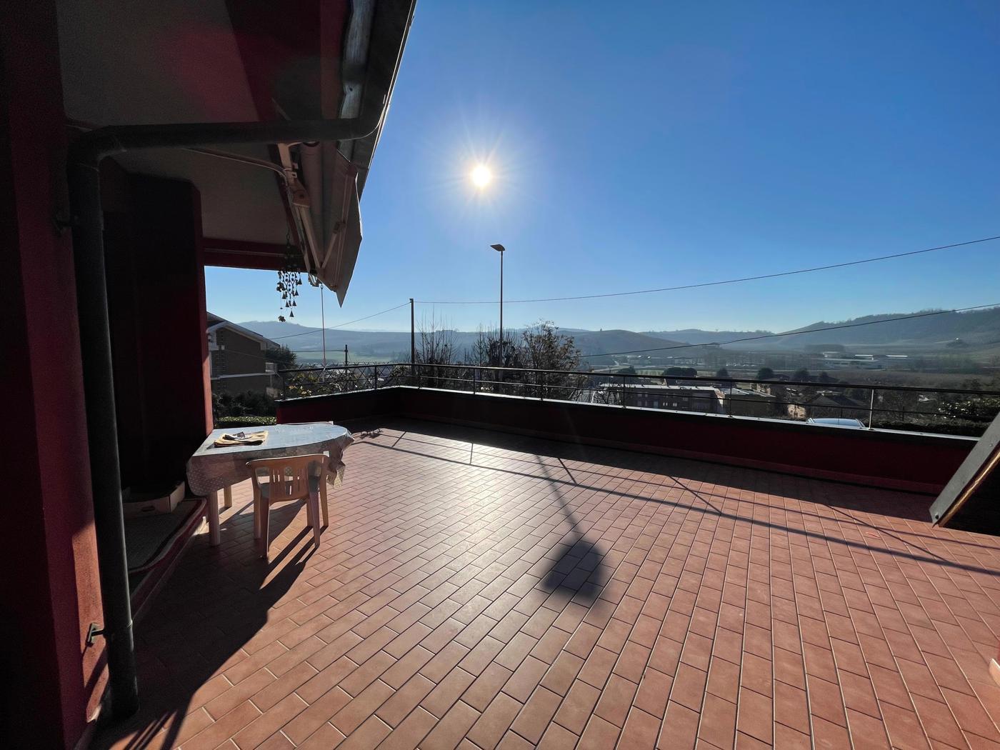 Villa con giardino a Piobesi d'Alba